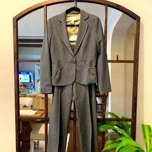 Feminine White House Black Market pantsuit